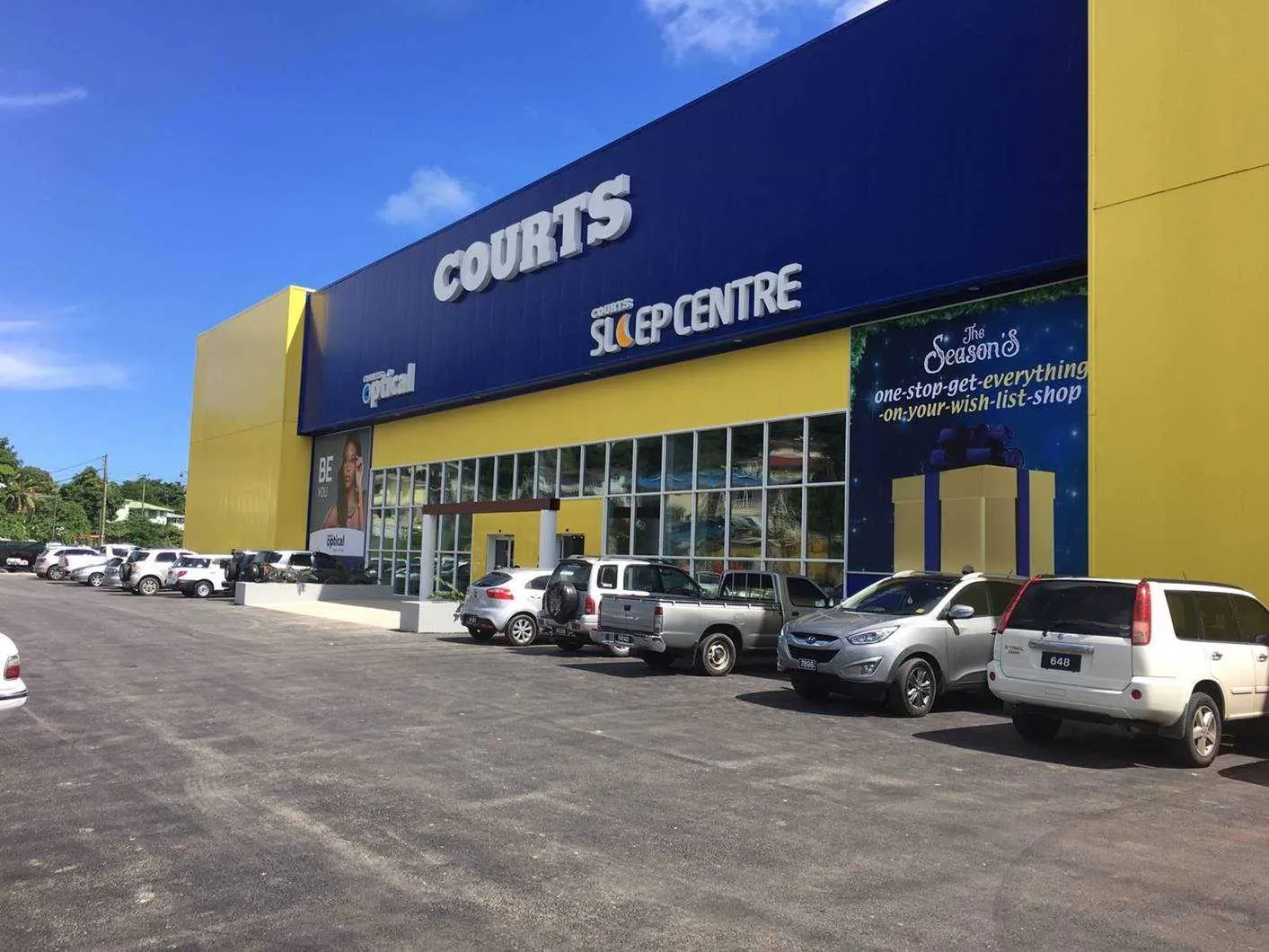 COURTS SANTA LUCIA